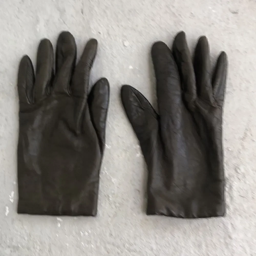 Lamb skin  gloves